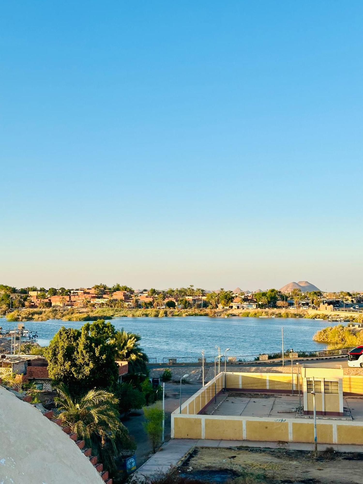 Abu Simbel Nubian Guest House 外观 照片